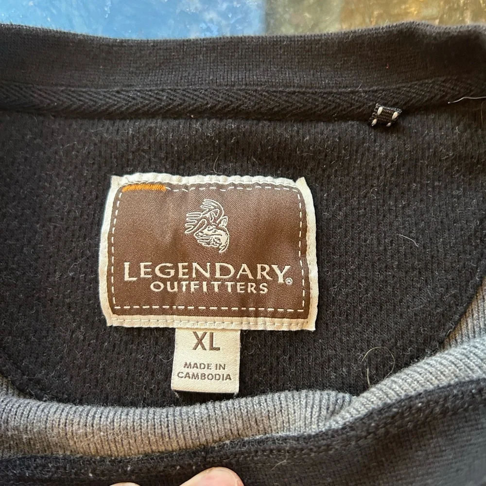 Legendary Outfitters thick thermal crewneck. Dark grey. Classic. Preppy. Outdoor - Picture 7 of 10